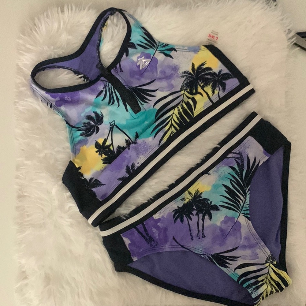 girls bathing suit